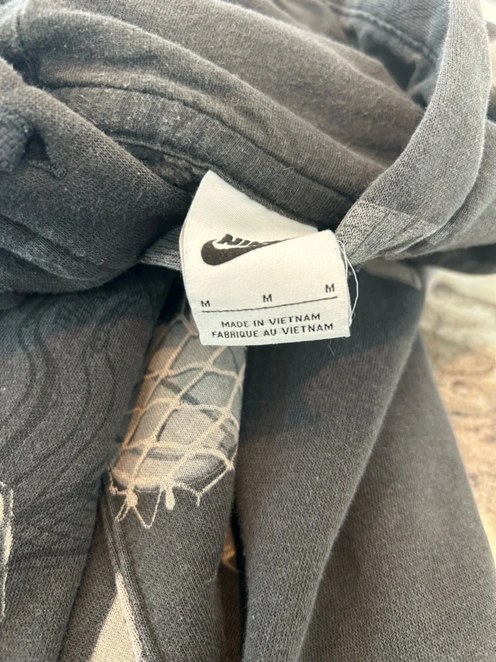 Nike Black & Gray printed Graphic Pullover Hoodie size M a few stains GUC - Picture 2 of 7